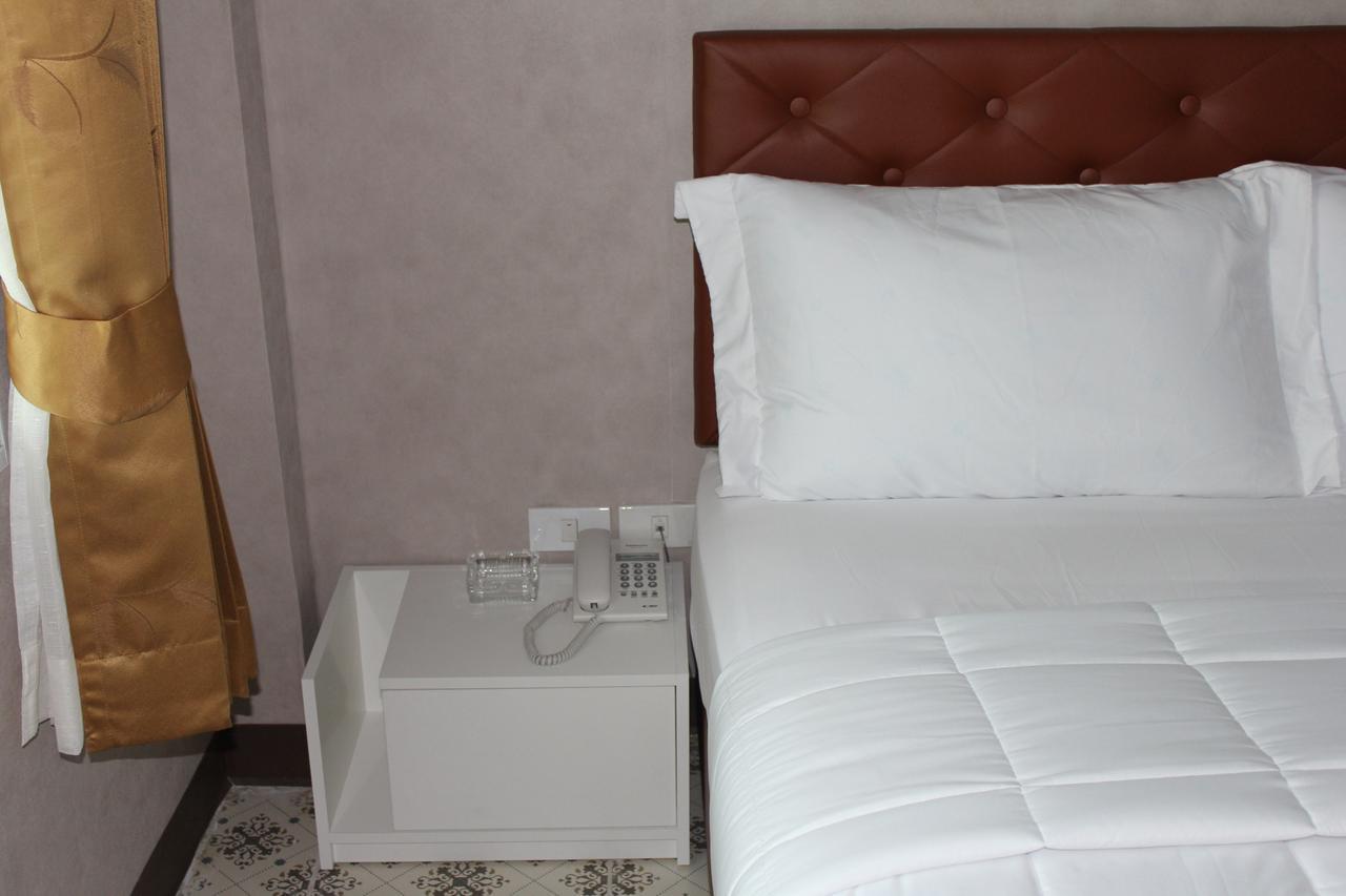 Everest Boutique Hotel Bangkok Kültér fotó