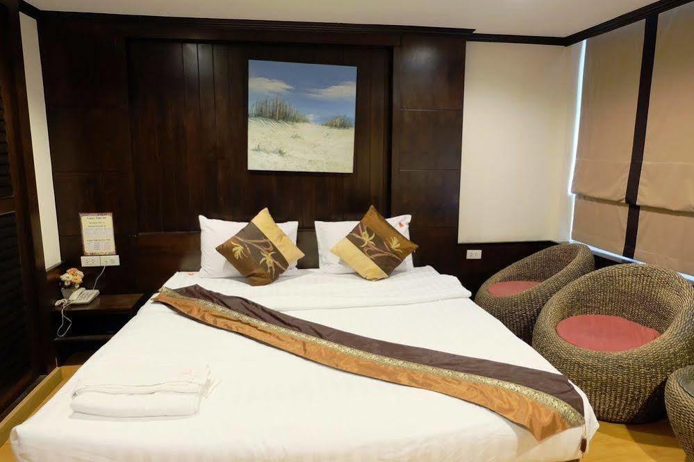 Everest Boutique Hotel Bangkok Kültér fotó